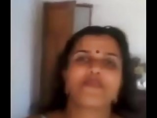 Indian aunty selfie video  boobs and pussy hot showtimes