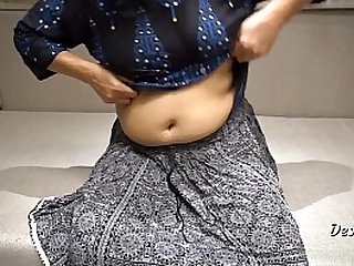 Indian Amateur Female Wife is Rubbing Her Pussy